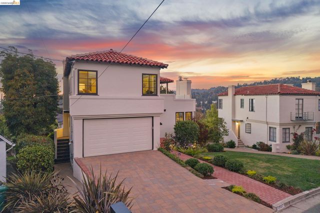 1917 Oak Crest Dr, Oakland, CA 94602