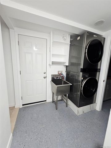 455 E 43rd Street, Brooklyn, NY 11203