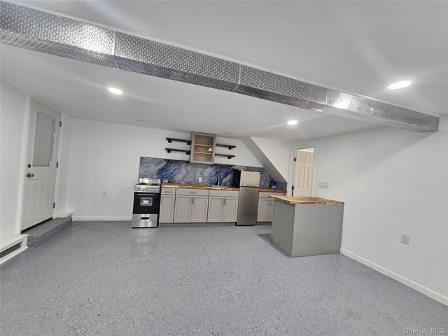 455 E 43rd Street, Brooklyn, NY 11203
