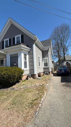 54 Clinton St, Brockton, MA 02302