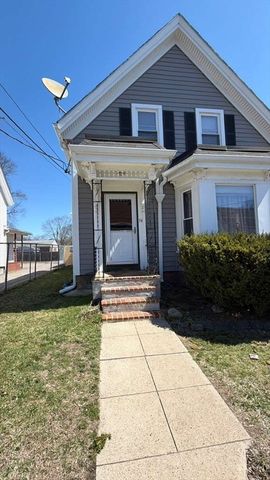 54 Clinton St, Brockton, MA 02302
