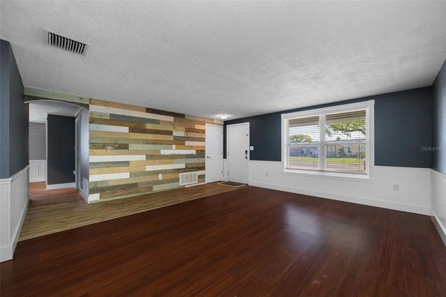 10400 ALICE M COURT, Port Richey, FL 34668