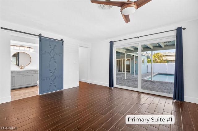 541 Bayside DR, Fort Myers, FL 33919