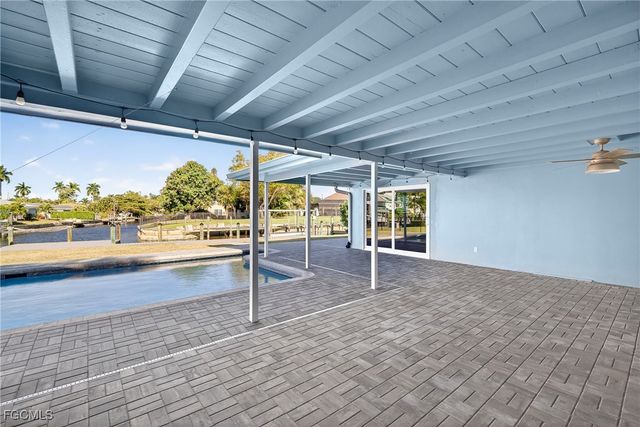 541 Bayside DR, Fort Myers, FL 33919