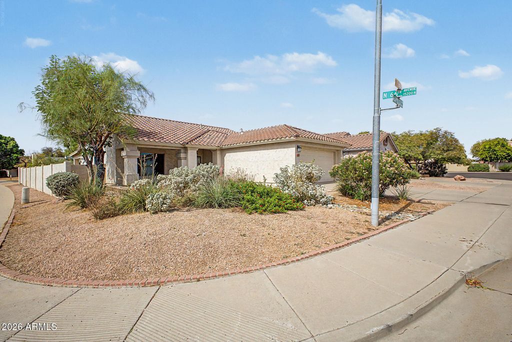 6617 W ACAPULCO Lane, Glendale, AZ 85306 — photo 4