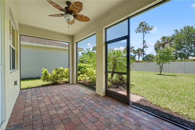 259 Tamarindo LN, Naples, FL 34114