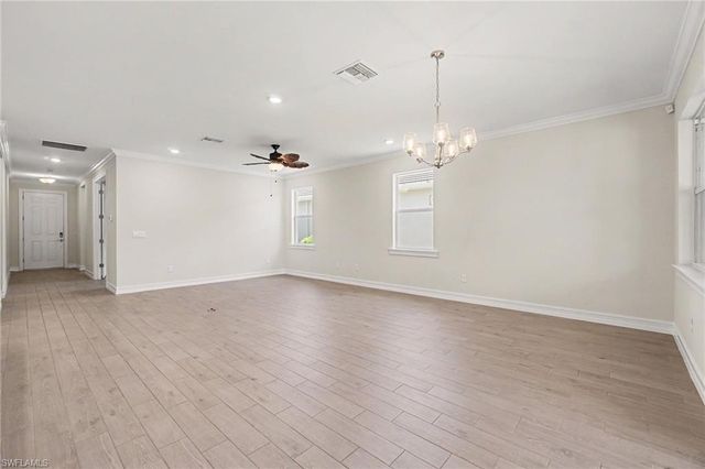 259 Tamarindo LN, Naples, FL 34114