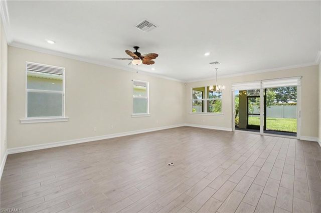 259 Tamarindo LN, Naples, FL 34114