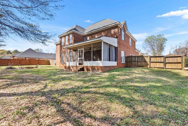 323 Audrey Way, Kathleen, GA 31047