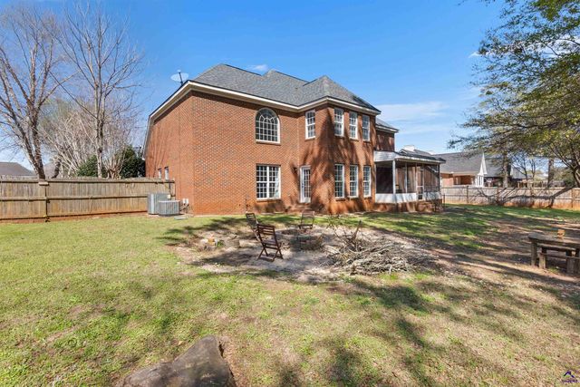 323 Audrey Way, Kathleen, GA 31047