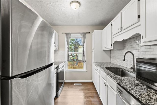 4322 Bridge Street, Hope Mills, NC 28348