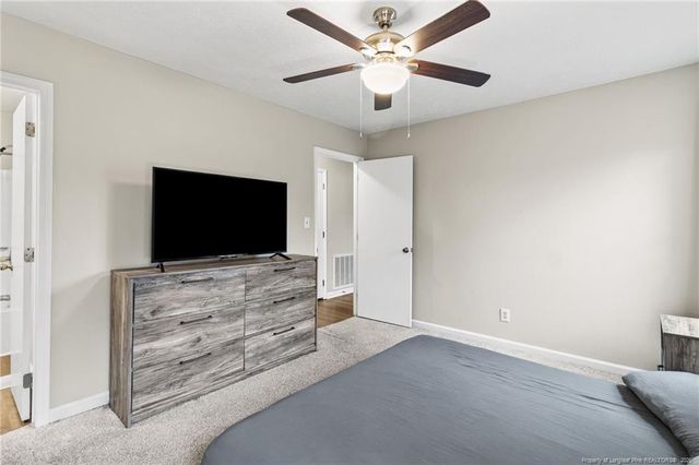 4322 Bridge Street, Hope Mills, NC 28348