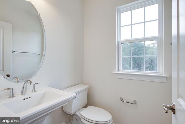 6182 CAMERONS FERRY DR, Haymarket, VA 20169