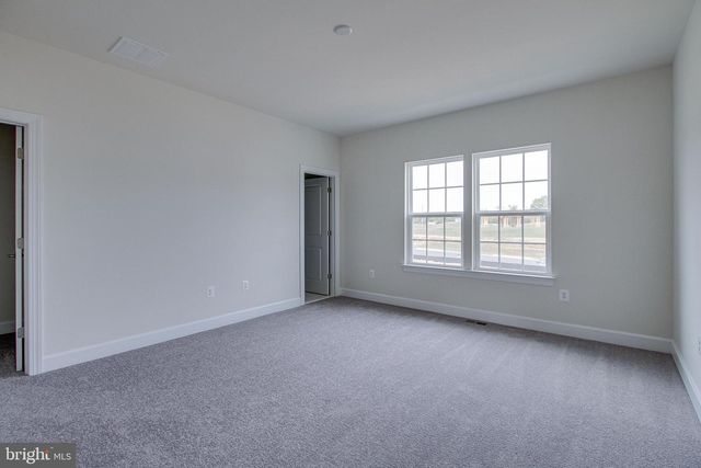 6182 CAMERONS FERRY DR, Haymarket, VA 20169