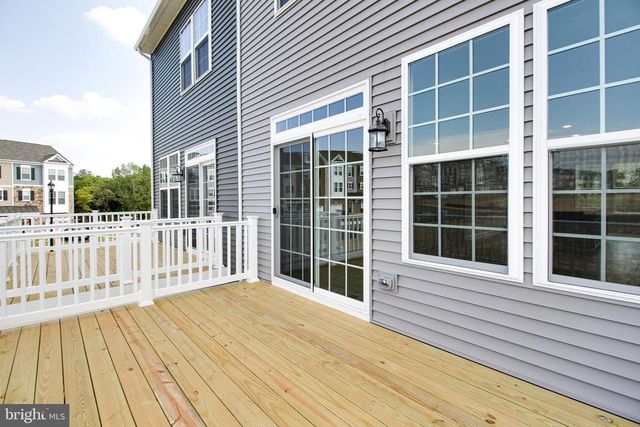 6182 CAMERONS FERRY DR, Haymarket, VA 20169