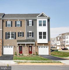 6182 CAMERONS FERRY DR, Haymarket, VA 20169