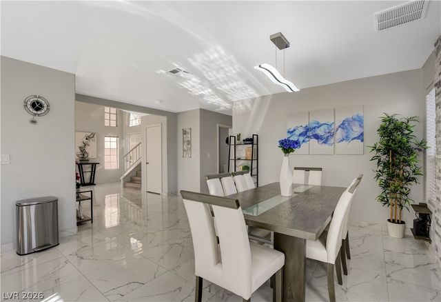 7301 Casa Solar Court, Las Vegas, NV 89128