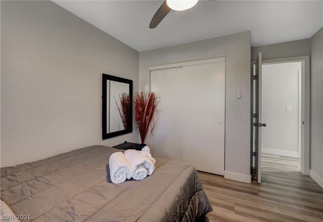 7301 Casa Solar Court, Las Vegas, NV 89128
