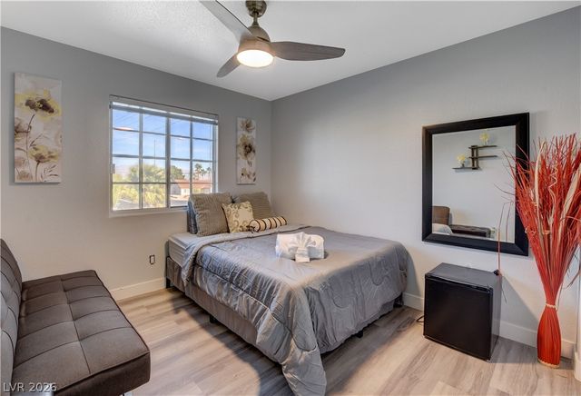 7301 Casa Solar Court, Las Vegas, NV 89128