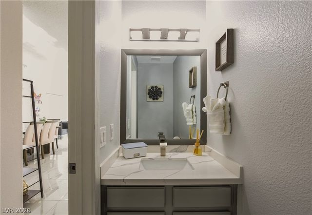 7301 Casa Solar Court, Las Vegas, NV 89128