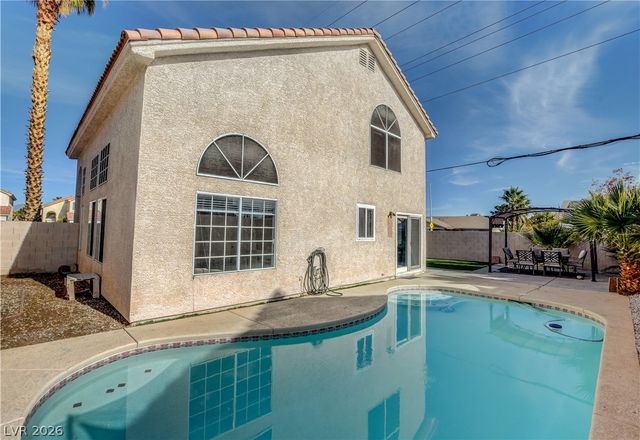 7301 Casa Solar Court, Las Vegas, NV 89128