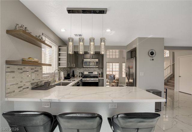 7301 Casa Solar Court, Las Vegas, NV 89128