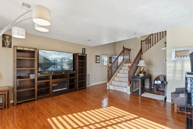 1500 Villa Del Valle NE, Albuquerque, NM 87113