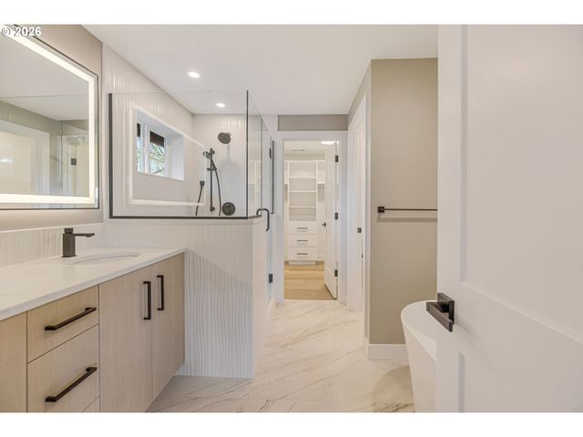 11834 Se 33rd Ave, Milwaukie, OR 97222