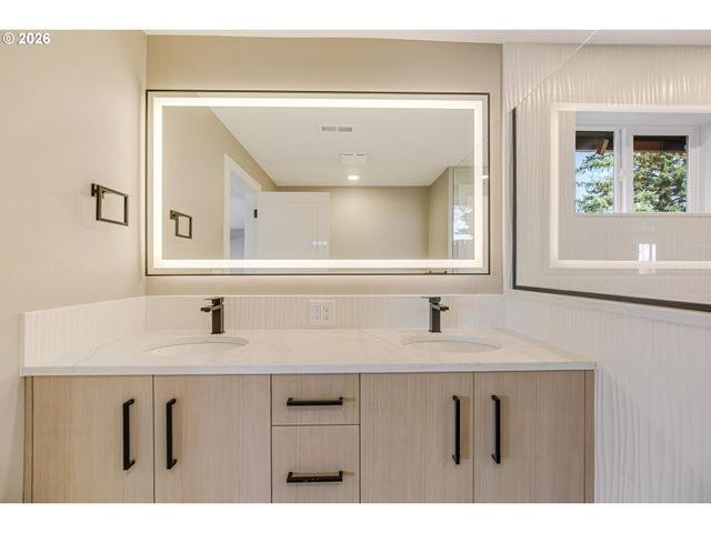 11834 Se 33rd Ave, Milwaukie, OR 97222