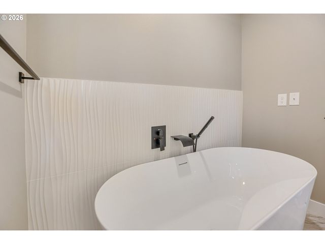 11834 Se 33rd Ave, Milwaukie, OR 97222