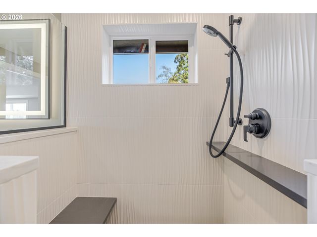 11834 Se 33rd Ave, Milwaukie, OR 97222