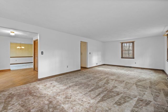 139 Picnic St, Boxborough, MA 01719