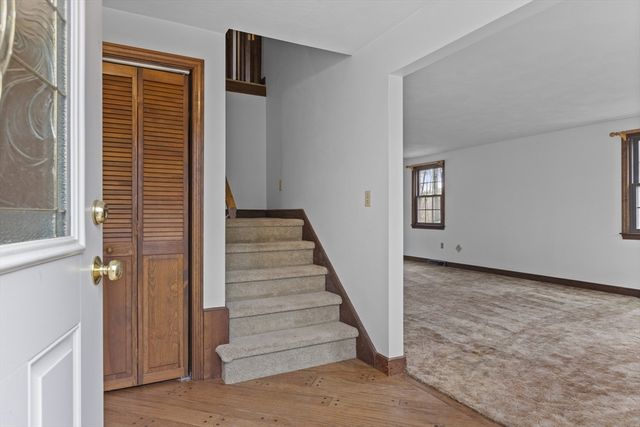 139 Picnic St, Boxborough, MA 01719