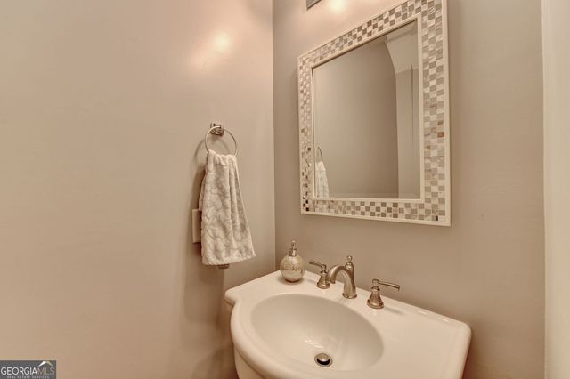 2432 Birkhall Way, Lawrenceville, GA 30043