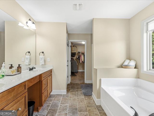 2322 Chance Lane, Grayson, GA 30017