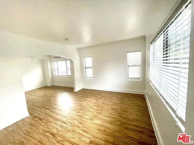 2102 S Harcourt Avenue, Los Angeles, CA 90016