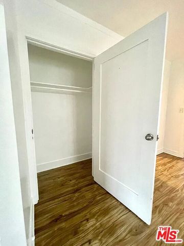 2102 S Harcourt Avenue, Los Angeles, CA 90016