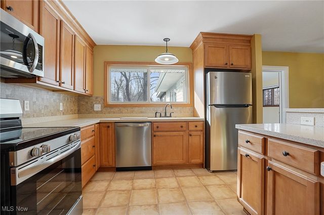 7429 Sylvan Drive, Kent, OH 44240