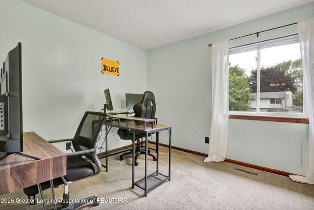 5010 Westhaven Boulevard, Lansing, MI 48917