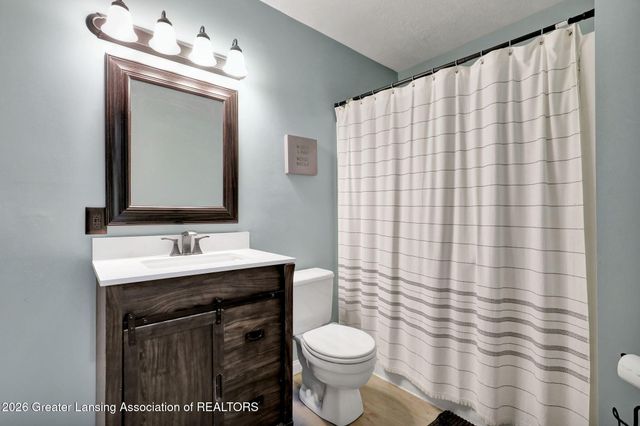 5010 Westhaven Boulevard, Lansing, MI 48917