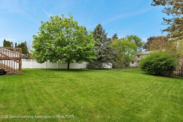 5010 Westhaven Boulevard, Lansing, MI 48917