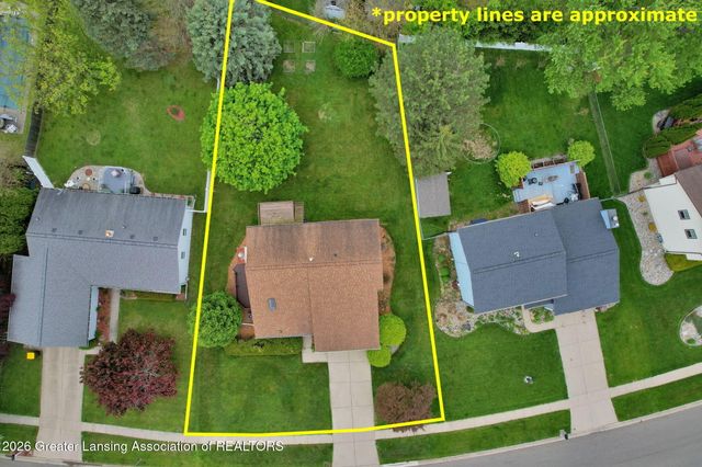 5010 Westhaven Boulevard, Lansing, MI 48917