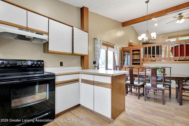 5010 Westhaven Boulevard, Lansing, MI 48917
