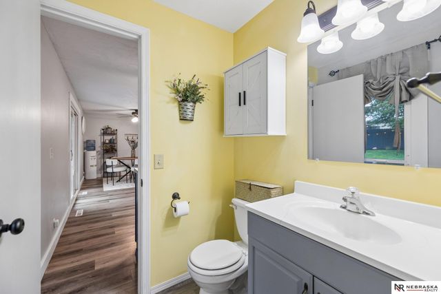 1108 W Avon Lane, Lincoln, NE 68505