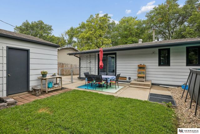 1108 W Avon Lane, Lincoln, NE 68505