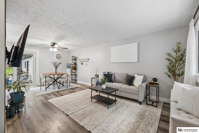 1108 W Avon Lane, Lincoln, NE 68505