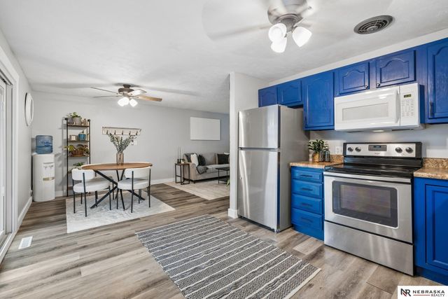 1108 W Avon Lane, Lincoln, NE 68505