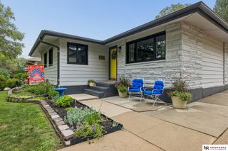 1108 W Avon Lane, Lincoln, NE 68505