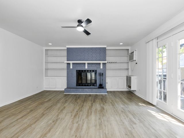 21801 Central Park Avenue, Park Forest, IL 60466