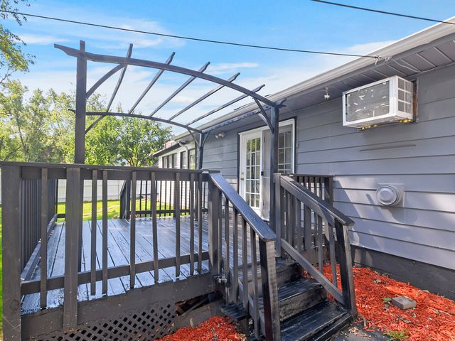 21801 Central Park Avenue, Park Forest, IL 60466